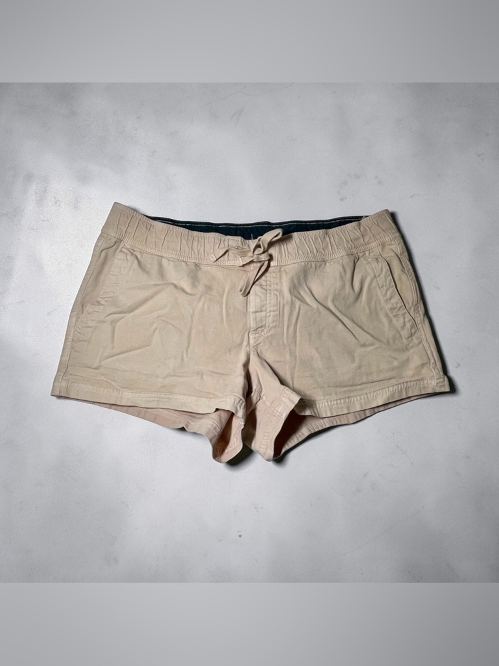 The North Face Women's Motion Pink Pull On Shorts - Size Large